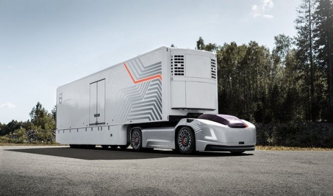 Volvo представила электрический беспилотный тягач будущего (7 фото + 1 видео)