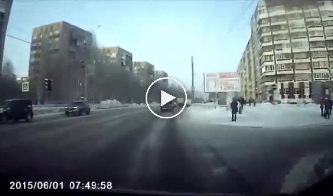 Водителя УАЗа вылетел из машины