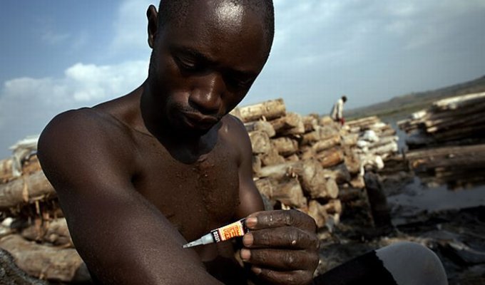  Добыча соли в Уганде (11 фото)