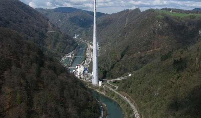Самая высокая труба в Европе (12 фото + 1 видео)