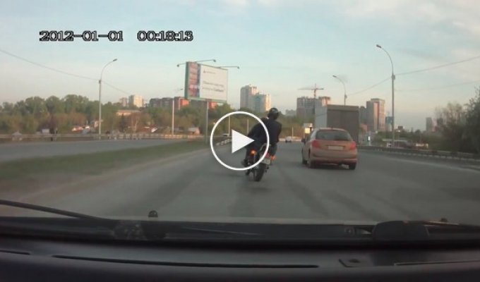 Последние секунды жизни мотоциклиста из Новосибирска