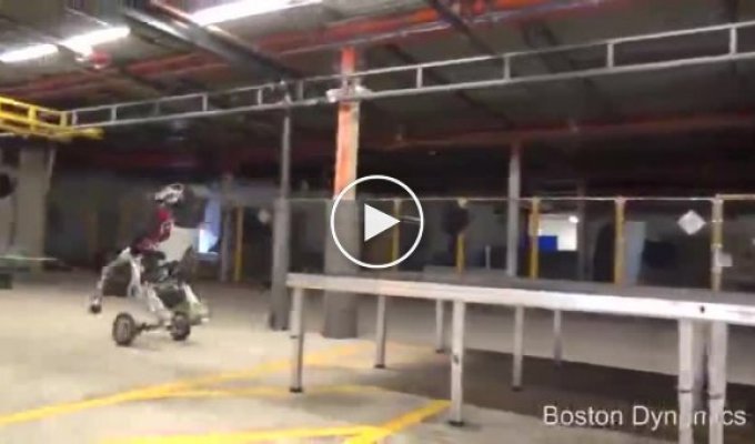 Новый робот от Boston Dynamics выглядит жутковато