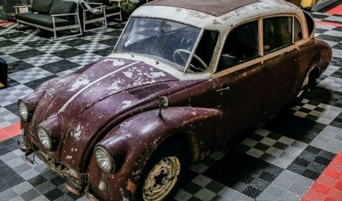 Редкую Tatra T 87 выставили на аукцион (11 фото)