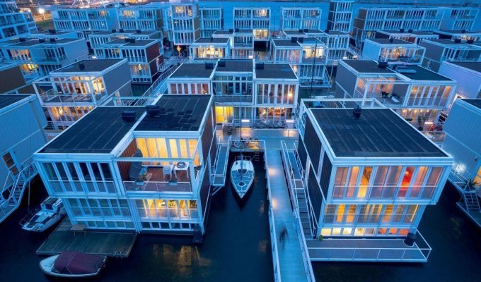 Айбург - район с плавучими домами в Амстердаме (12 фото)