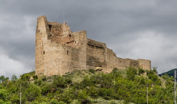 Крепости Грузии и прогулка по Хертвиси (23 фото)