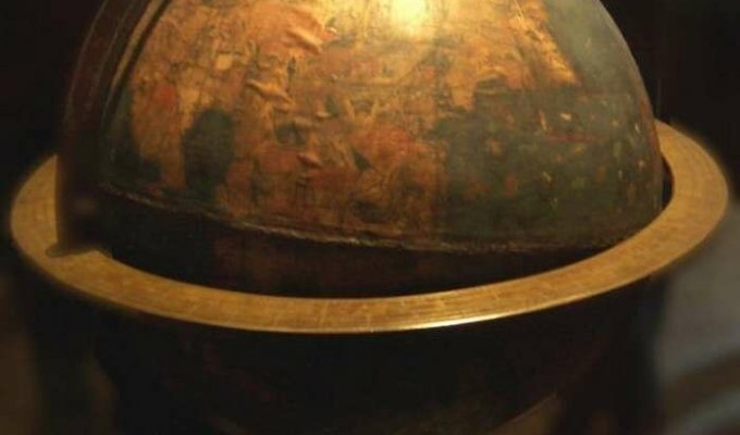 Самый старый в мире глобус (8 фото)