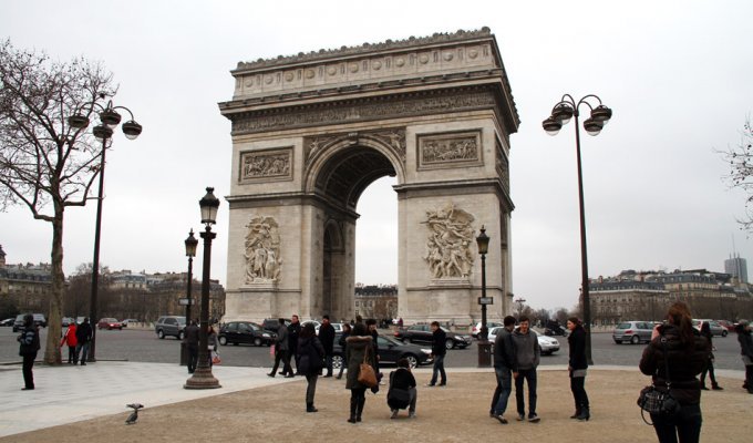 Париж: Триумфальная арка (20 фото)