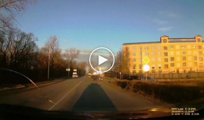 Водитель отвлекся от дороги и спил пешехода в Брянске