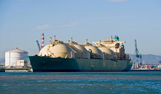 Газовозы: морские перевозки сжиженного природного газа (20 фото)