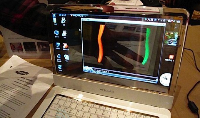 Ноутбук с прозрачным OLED дисплеем от Samsung (видео)