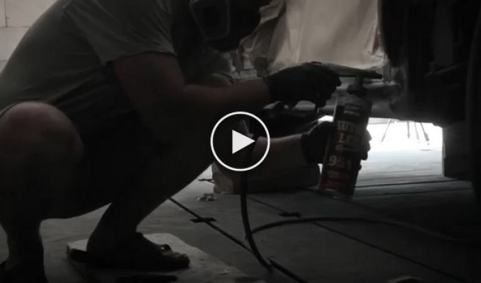 Интересное видео реставрации автомобиля Mercedes-Benz CL Coupe W140