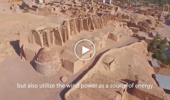 Работающие 1000-летние ветряные мельницы на северо-востоке Ирана