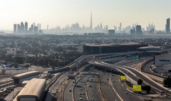 Дубай: общественные пространства в автомобильном городе (44 фото)