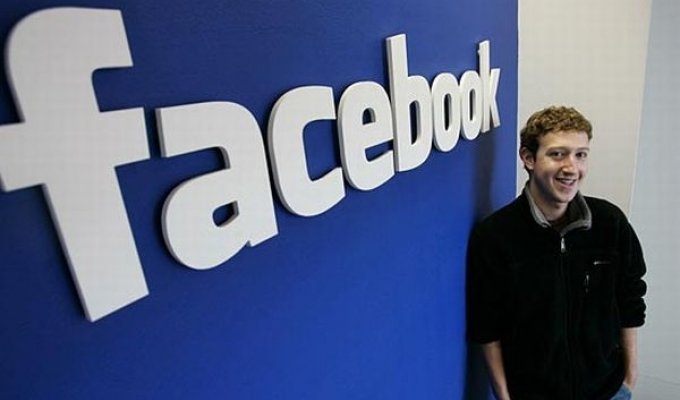 25 фактов о «Facebook»