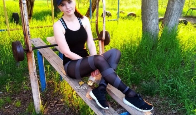 Жительница Новосибирска защитила студентку от пьяных хулиганов с пистолетом