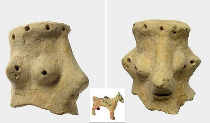 В Израиле нашли статуэтки, которые могут быть изображением бога Яхве (5 фото)