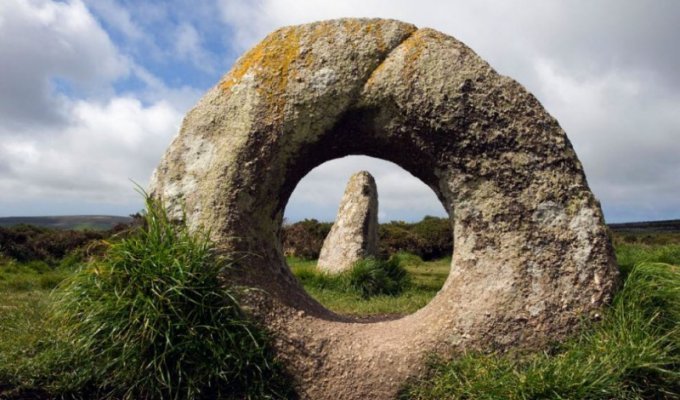 Древние камни Великобритании (10 фото)