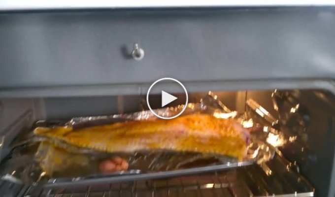 Филе рыбы начало скакать и биться в духовке во время приготовления