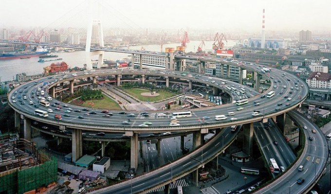 Строительство мостов в Китае. Удивительные технологии строительства (3 фото + 1 видео)