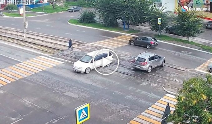 В Бийске женщина сбила пешехода  