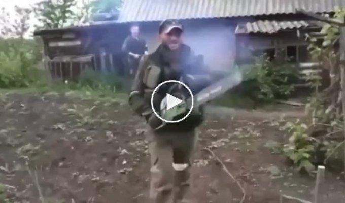 Кадыровские воины и побежали с бензопилой бороться с жилыми пристройками