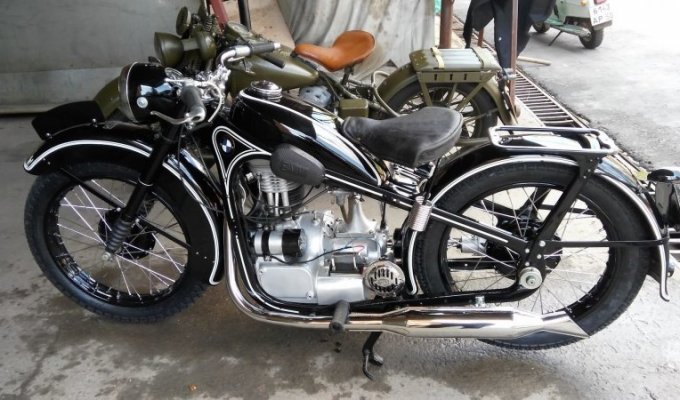 Реставрация немецкого мотоцикла BMW R35 1941 года (14 фото)