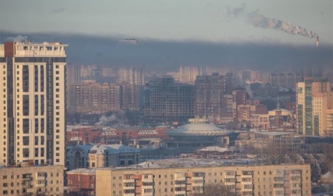 За выбросы в Челябинске наказали небольшой автосервис в гаражах (6 фото)
