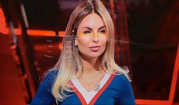 Мария Орзул - ведущая МАТЧ ТВ, которая стала героиней скандального интимного видео Артема Дзюбы (15 фото)