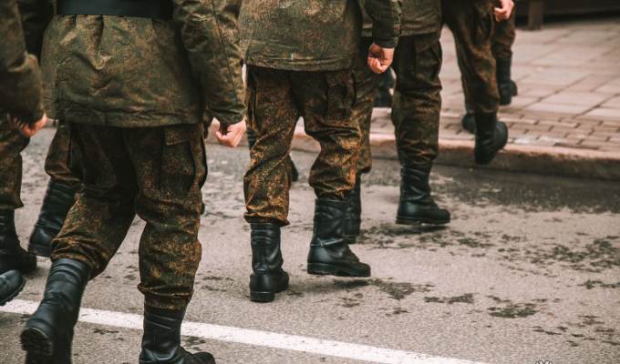 В Кузбассе российских военных обложили данью бандиты (1 фото + 1 видео)