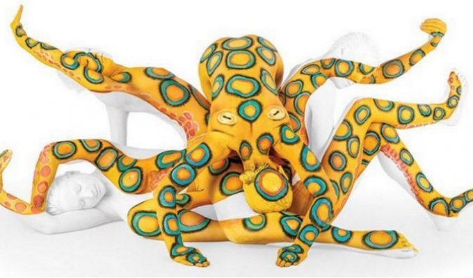 Талантливая мастер боди-арта превращает супергибких "людей-змей" в произведения искусства (20 фото)
