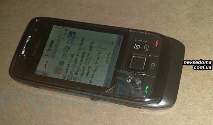 Необъявленные Nokia E66 и E71 – живые фото (9 фото)
