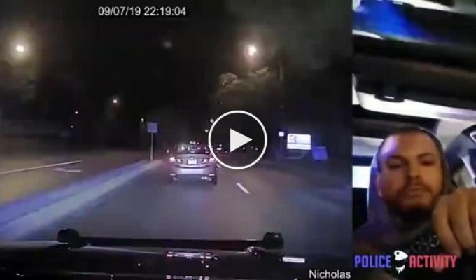 Полицейским опять застрелили водителя который убегал от полицейских