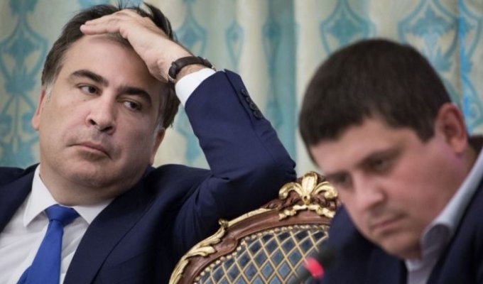 Губернатор Одесской области Михаил Саакашвили подал в отставку (2 фото)