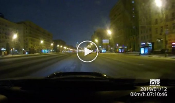 Как неопытный водитель ездил по навигатору в Москве
