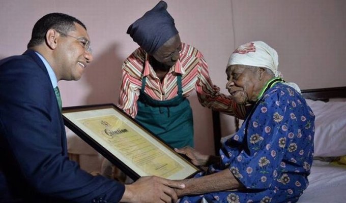 На Ямайке умерла старейшая жительница Земли (4 фото)