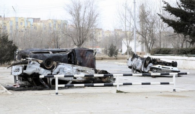Беспорядки в Жанаозене, Казахстан (8 фото)