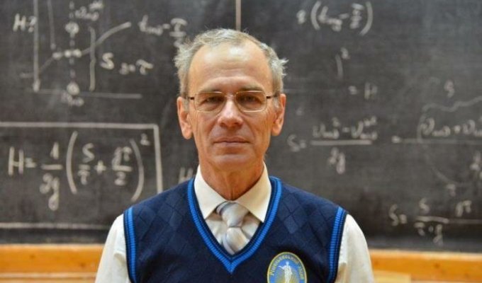 Одесский учитель физики собрал больше 8 миллионов просмотров на YouTube (4 фото + 1 видео)