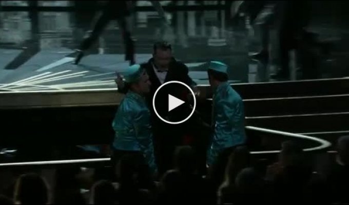 Цирк Du Soleil на открытие награждения Оскар 2012