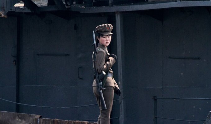 Женщины Северной Кореи (21 фото)