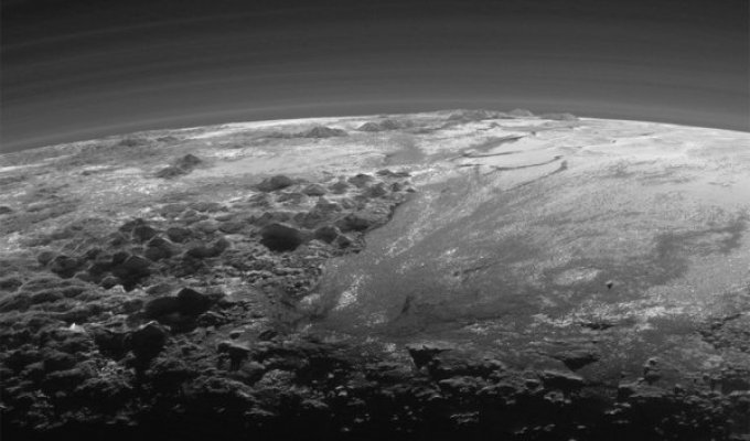 Вы просто обязаны увидеть эти снимки поверхности Плутона (3 фото)