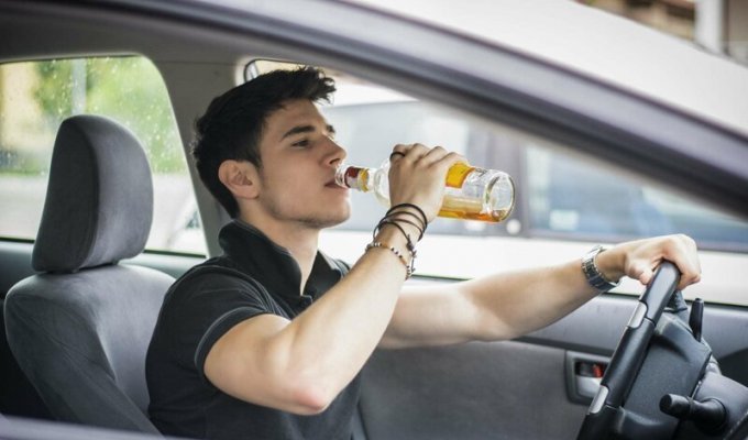 Почему в США выпивают за рулем (7 фото)