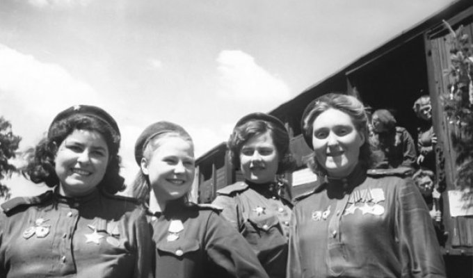 Фотографии советских женщин, участвовавших в военных действиях во время Второй Мировой Войны (15 фото)