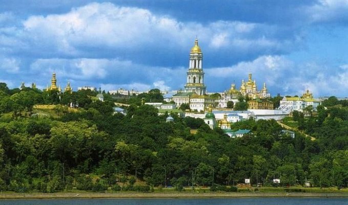 20 лет - и перед вами совершенно другой Киев (2 фото)