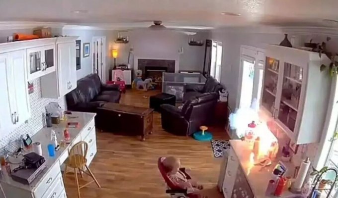 Момент взрыва вейпа рядом с ребёнком (6 фото + 2 видео)