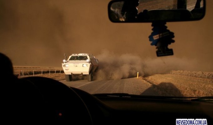 Песчаная буря (3 фото)