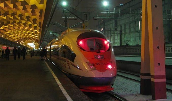 Скоростной поезд "Сапсан" (28 фото)