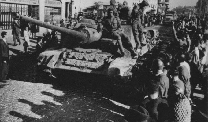 Освобождение Румынии и Болгарии Красной армией в 1944 году (11 фото)