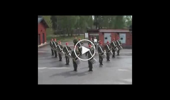 Барабанщики в армий