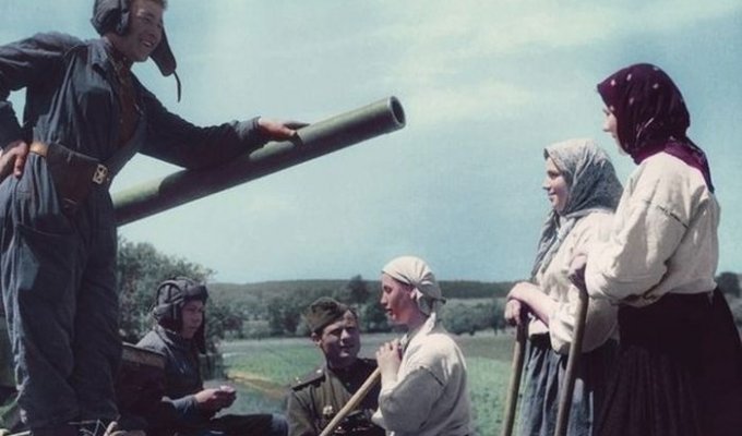 Цветные фото времен Второй мировой войны. Часть 2 (25 фото)