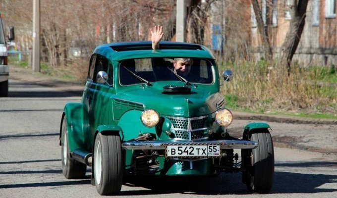 Омич собрал из старого «Москвича» гоночный автомобиль (15 фото + 1 видео)
